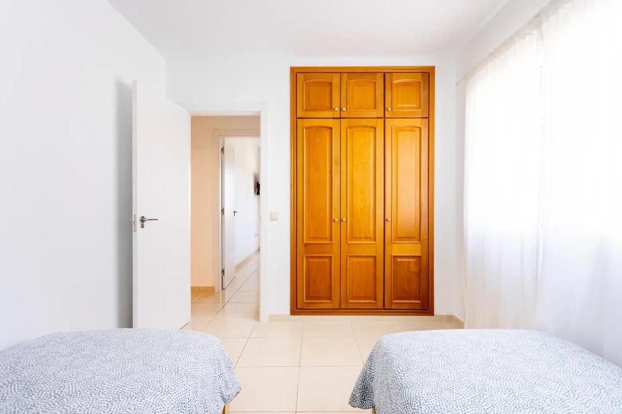 Amplio Y Comodo Apartamento En Callao Salvaje. Luaran gambar
